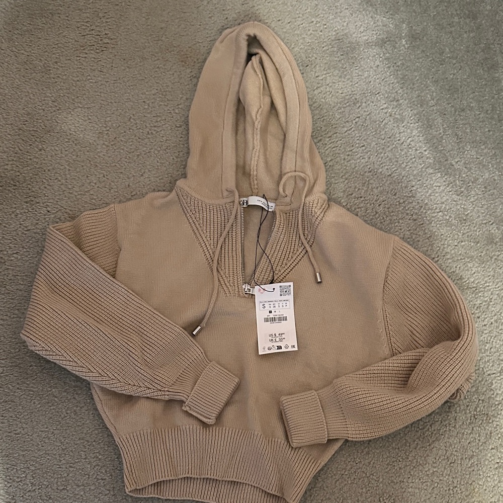 NWT Zara Hoodie Sweater